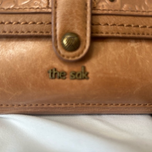 The Sak large wallet on a string. - Picture 9 of 10